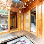 Open Real Luxury Korean Hanok