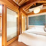 Open Real Luxury Korean Hanok